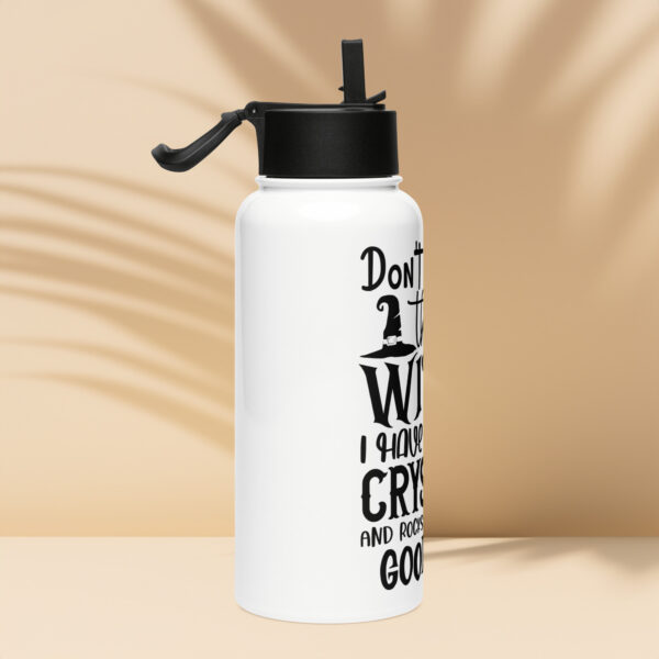 Stainless steel water bottle with a straw lid - Image 3